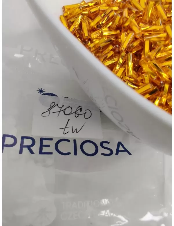 Стеклярус Preciosa 87060 Twisted 3"